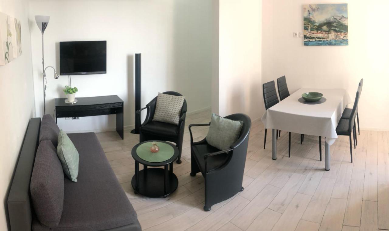 Apartman Tijana Apartment มาคาร์สกา ภายนอก รูปภาพ